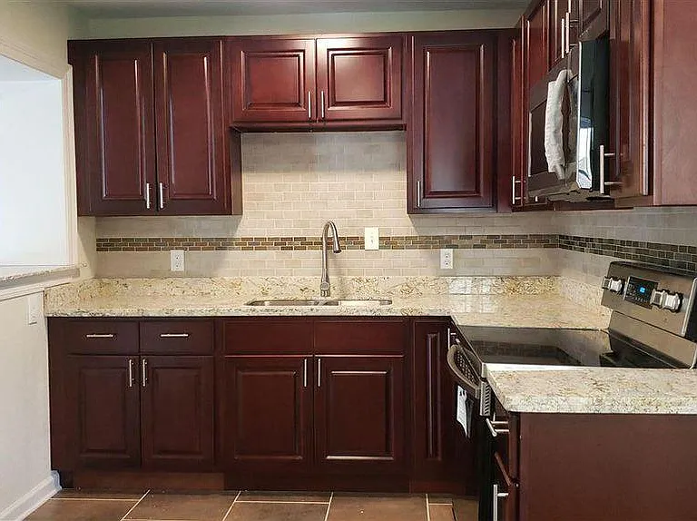 1335 Bellonia Dr — Photo 6
