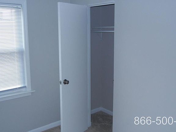 5th image of 1336 Wentworth Ave Unit 4