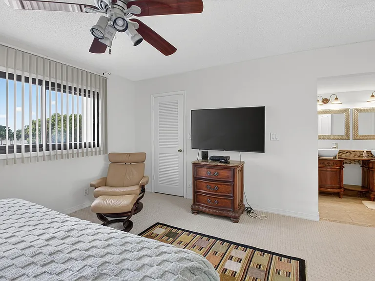 3604 Bridgewood Dr — Photo 23
