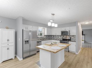 3338 Harbor Bay Dr, Columbus, OH 43221