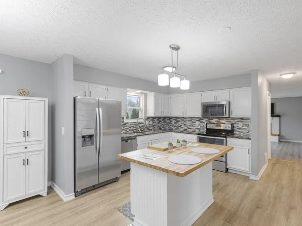 3338 Harbor Bay Dr, Columbus, OH 43221