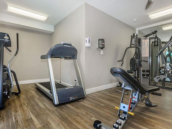 5th image of 6867 Golfcrest Dr APT 62