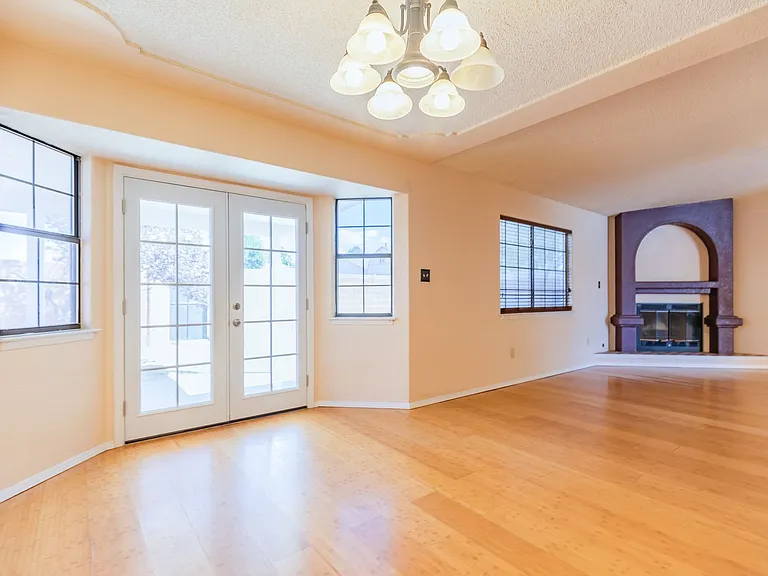 701 Venus Ave — Photo 19