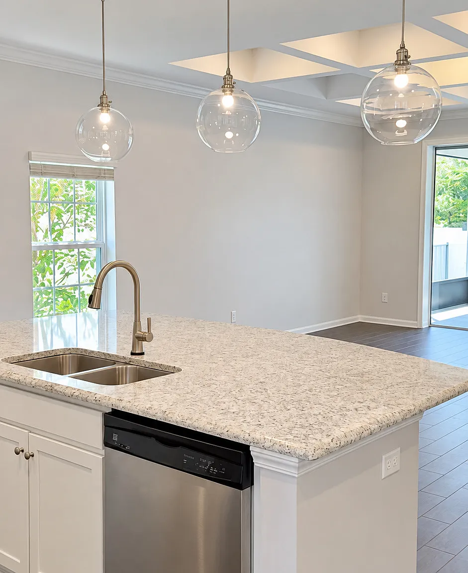 3 bed, 2329 sqft, $3,215 — Photo 3
