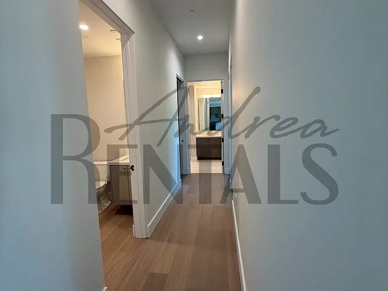 950 Hough Ave #302 — Photo 15