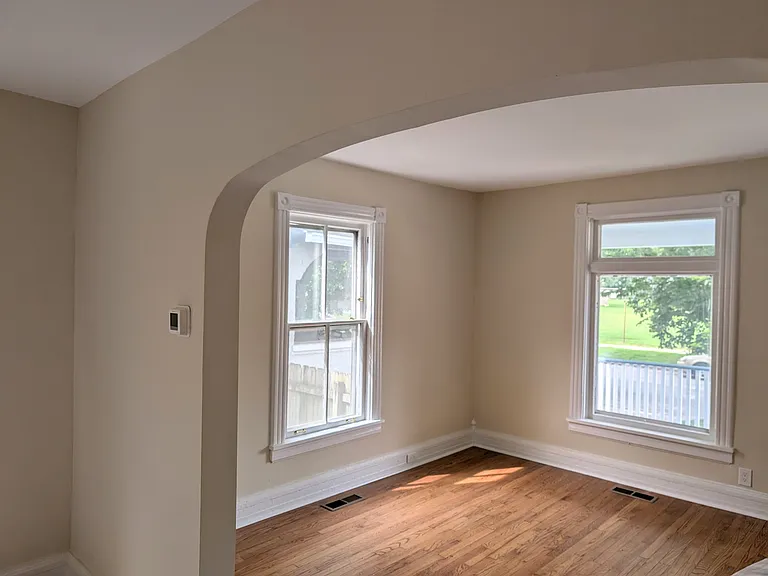 1019 Sherman House #HOUSE — Photo 3