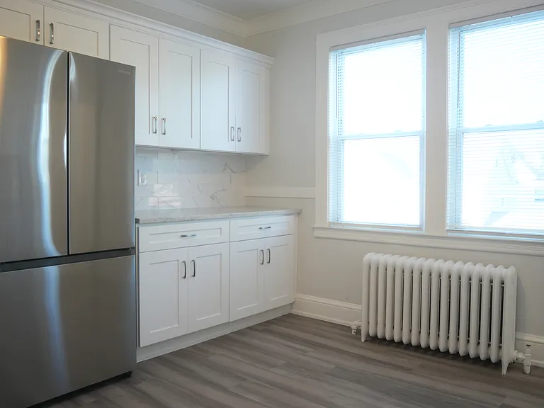 185-187 Standish St — Photo 3