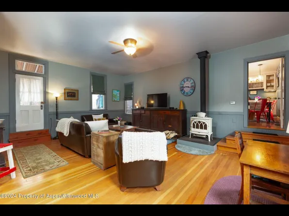 316 W Main St, New Castle, CO 81647