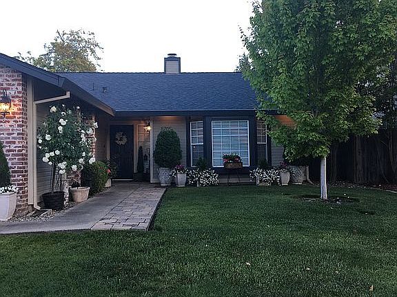 2nd image of 6205 Laguna Villa Way