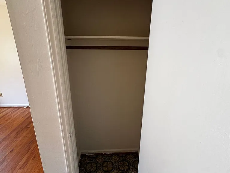1337 N Lafayette St — Photo 11