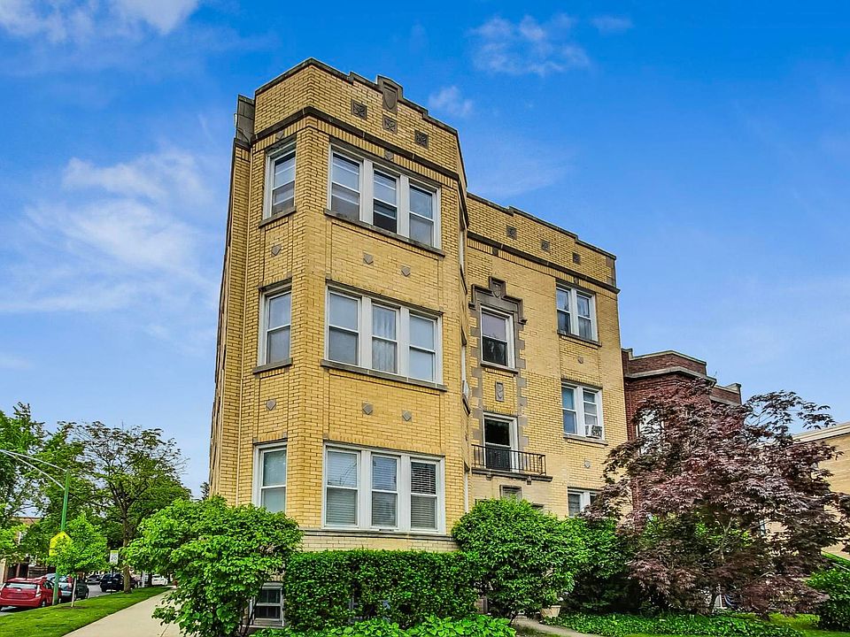 1st image of 2201 W Touhy Ave APT 3