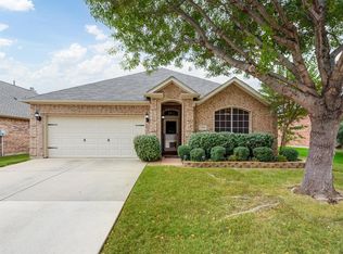 15849 Coyote Hill Dr, Fort Worth, TX 76177