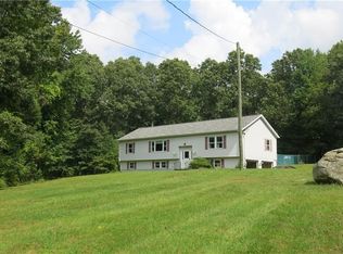 226 Old Hartford Rd, Amston, CT 06231