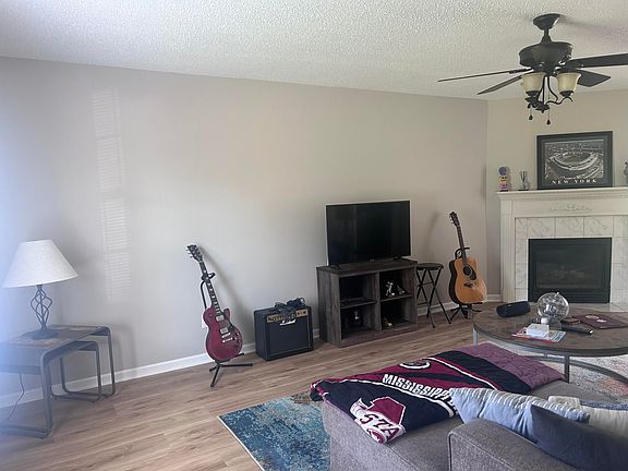 5th image of 5894 Westwind Dr