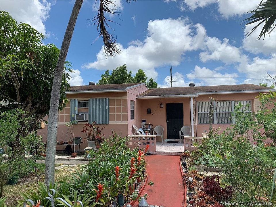 1st image of 1030 NW 196th Ter