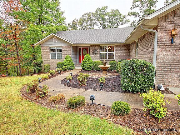 2nd image of 11 Boyce Ln