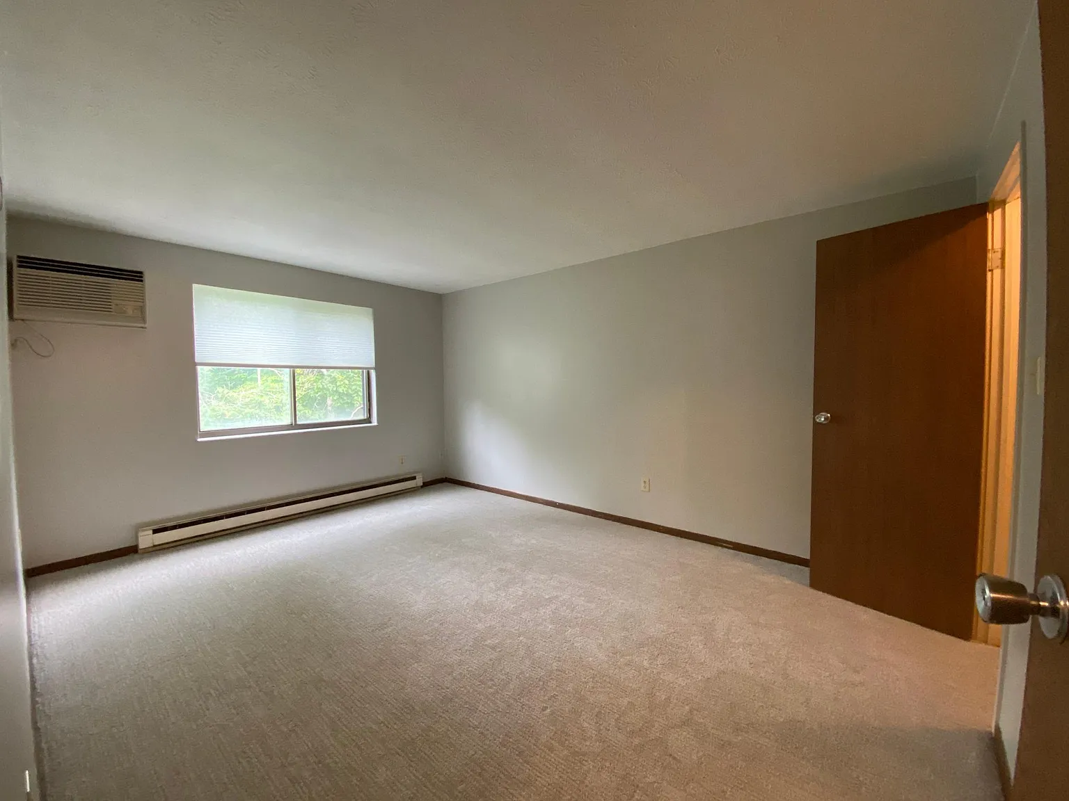 3233 Springdale Rd — Photo 3