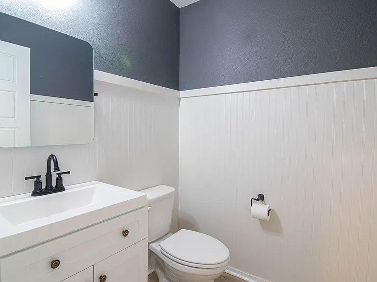 8006 S Fruitvale Ln — Photo 18