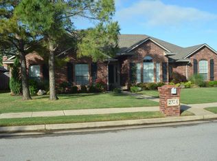 2724 Overland Way, Edmond, OK 73012