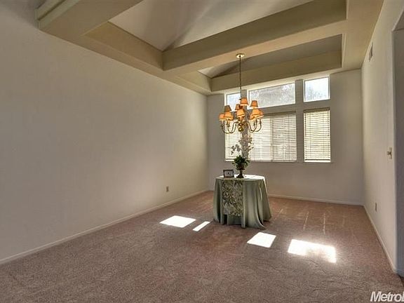 5th image of 149 Keller Cir