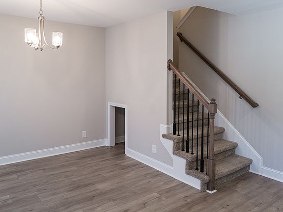 5th image of 2409 Bucklin Dr