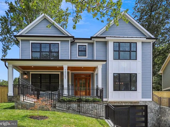 10207 Parkwood Dr, Kensington, MD 20895