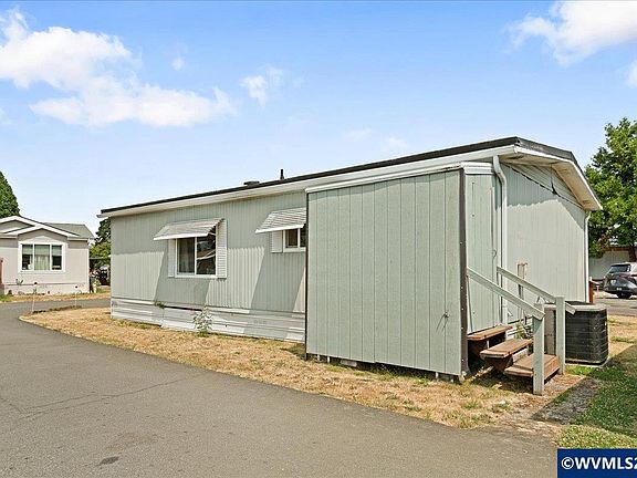 2nd image of 2200 Lancaster Dr SE Unit 23A