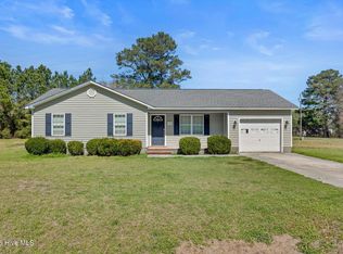100 Burrell Lane, Richlands, NC 28574
