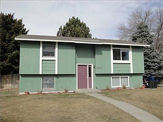 1st image of 3743 Cambridge Dr