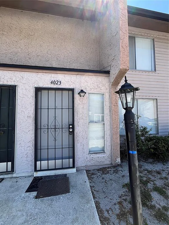 Building Photo - 4023 Henley Rd #1702