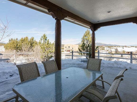 2nd image of 54 Vista Encantada Dr