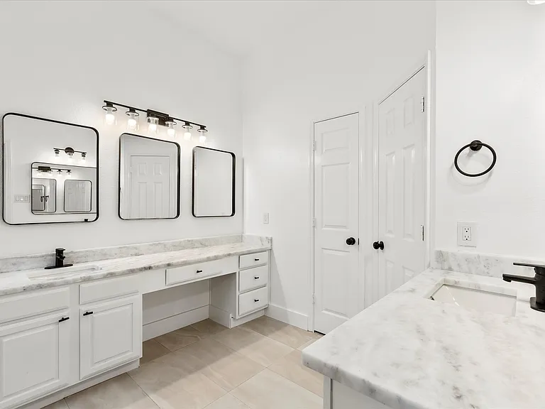 3309 Grantham Dr — Photo 15