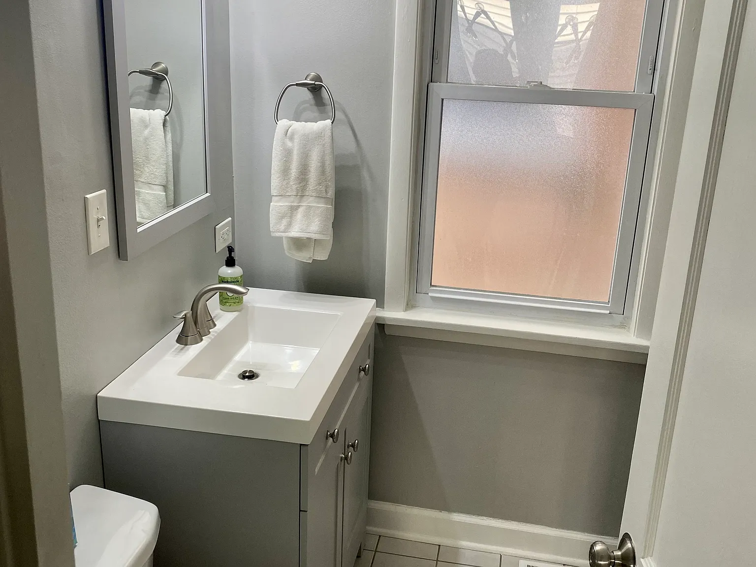 3 bed, $3,000 — Photo 4