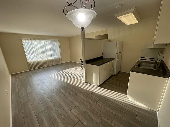 3rd image of 175 2nd Ave APT 112