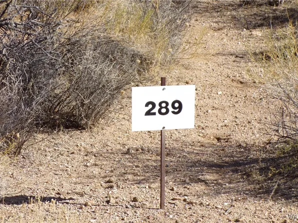 289 S Apache Dr, Yucca, AZ 86438