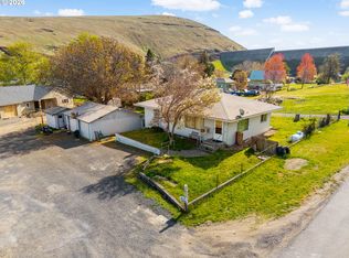 615 E Cowins St, Heppner, OR 97836