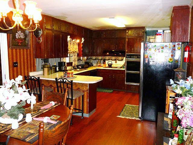2nd image of 2347 Springdale Cir SW