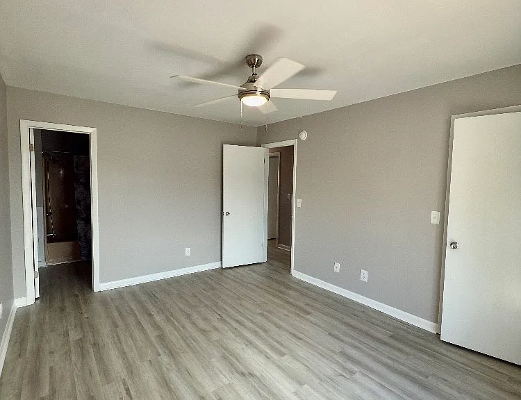 1471 Turkey Ridge Rd #B — Photo 17