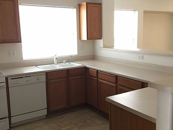 5th image of 5205 Remini Ct