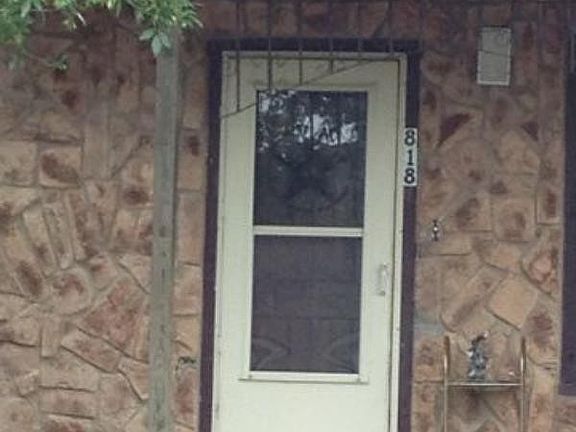 4th image of 818 W Baetz Blvd