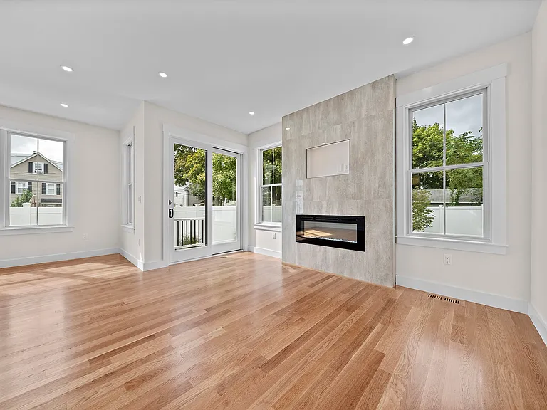 11 Jasset St #11 — Photo 12