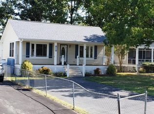 730 Monroe Bay Ave, Colonial Beach, VA 22443