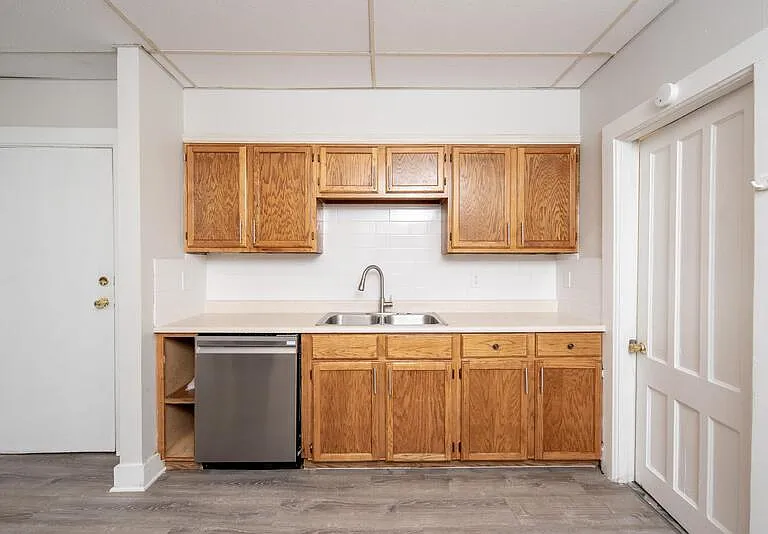 56 Thompson St #1 — Photo 3