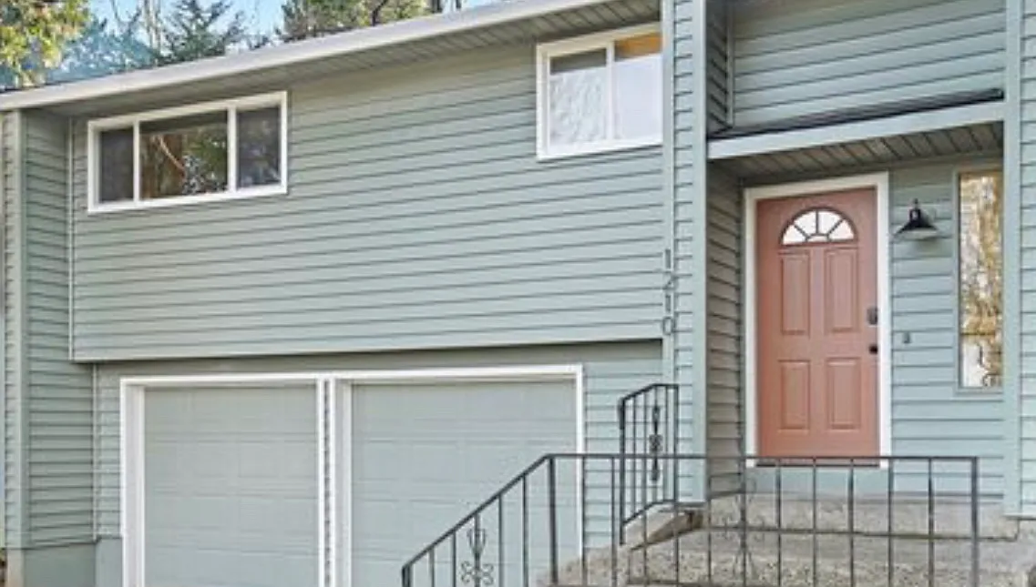 3 bed, 2.5 bath, 1942 sqft, $2,995 — Photo 1