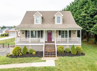 1862 Meadow Down Dr, Forest, VA 24551