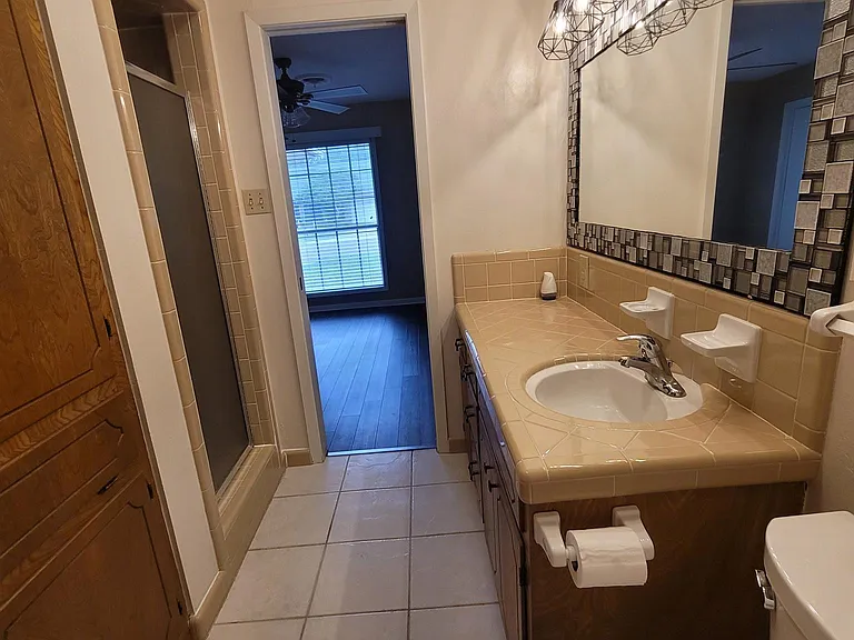 shared
 bathroom