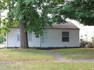 1436 E Dubail Ave, South Bend, IN 46613