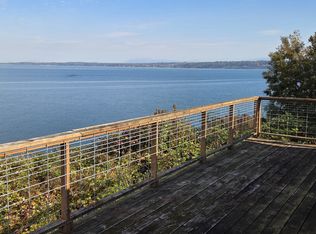 2818 N Nugent Rd, Lummi Island, WA 98262