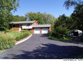 956 W Corbin St, Bethalto, IL