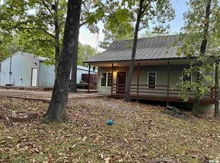 996 Forest Ave, Marion, IL 62959